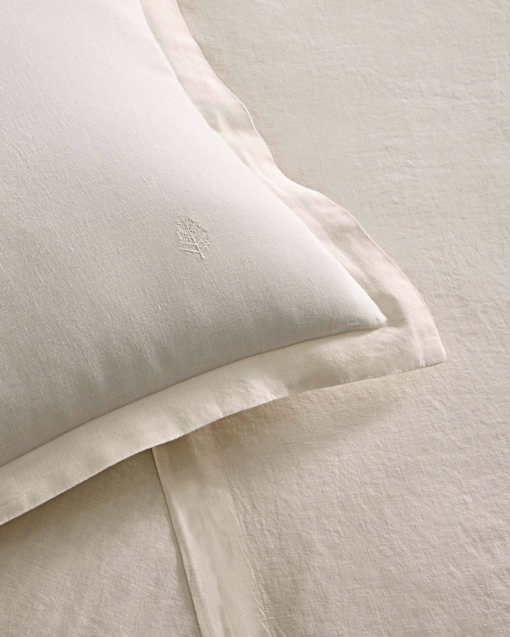 Acacia Dream Set - Four Seasons At Home - {{Balinese Pearl}}
