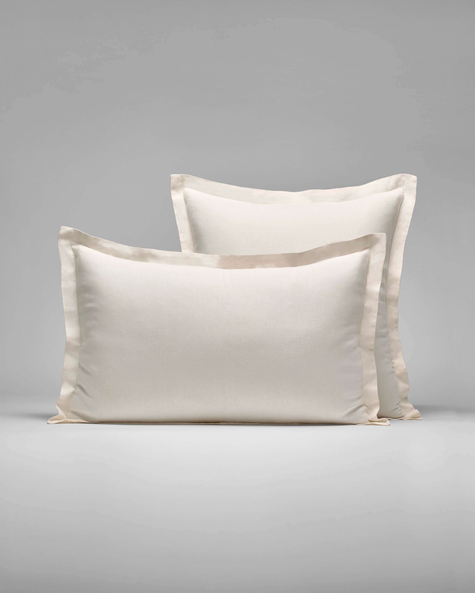 Acacia Dream Set - Four Seasons At Home - {{Balinese Pearl}}