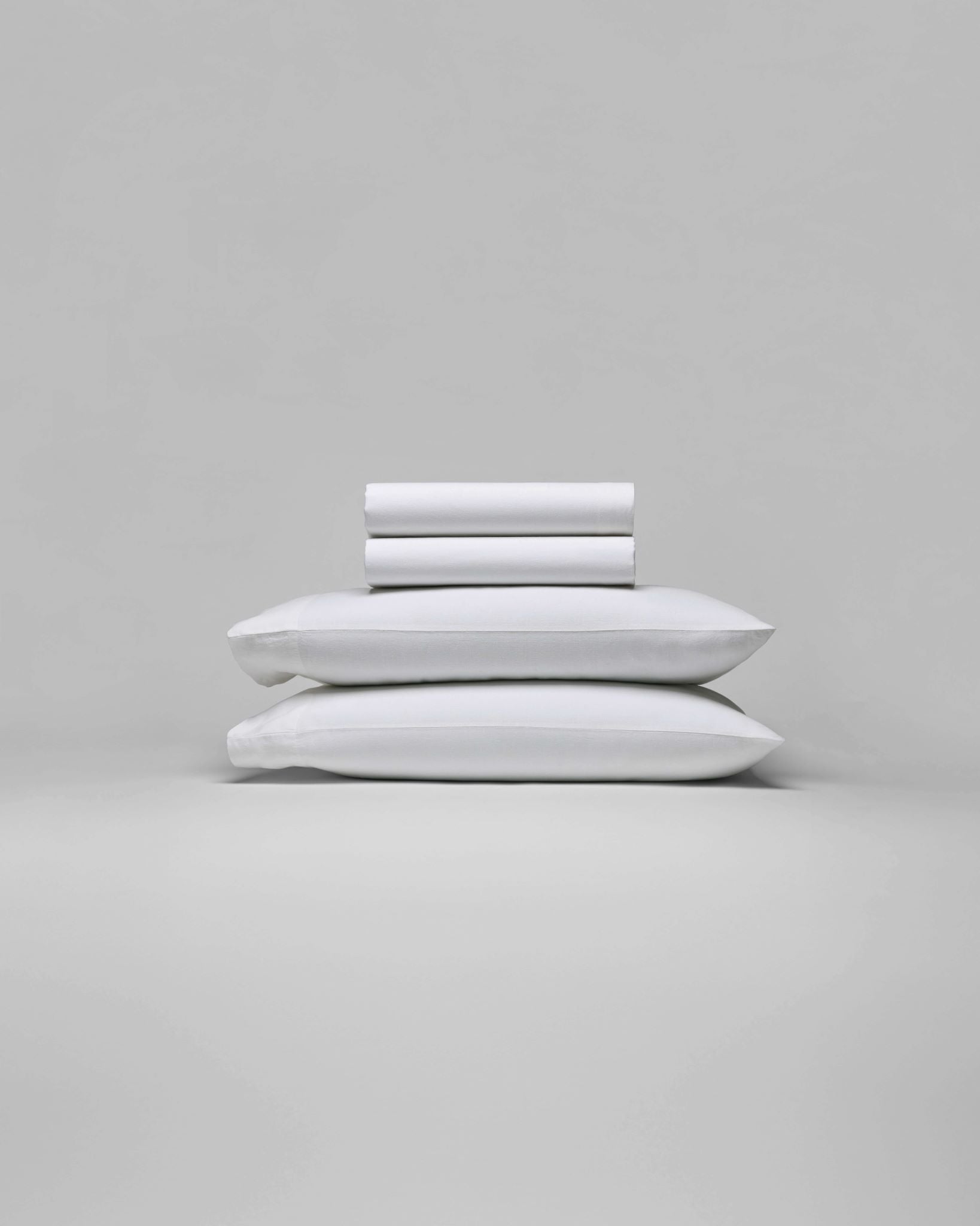Acacia Dream Set - Four Seasons At Home - {{Signature White}}