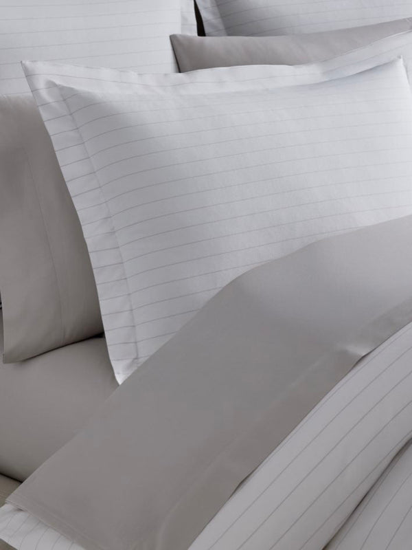 <p>BANYAN COLLECTION</p>